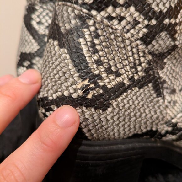 Snakeskin Faux leather heeled boots - Picture 6 of 10